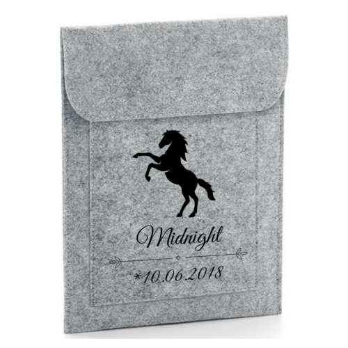 Equidenpasshülle mit Name und Geburtstag